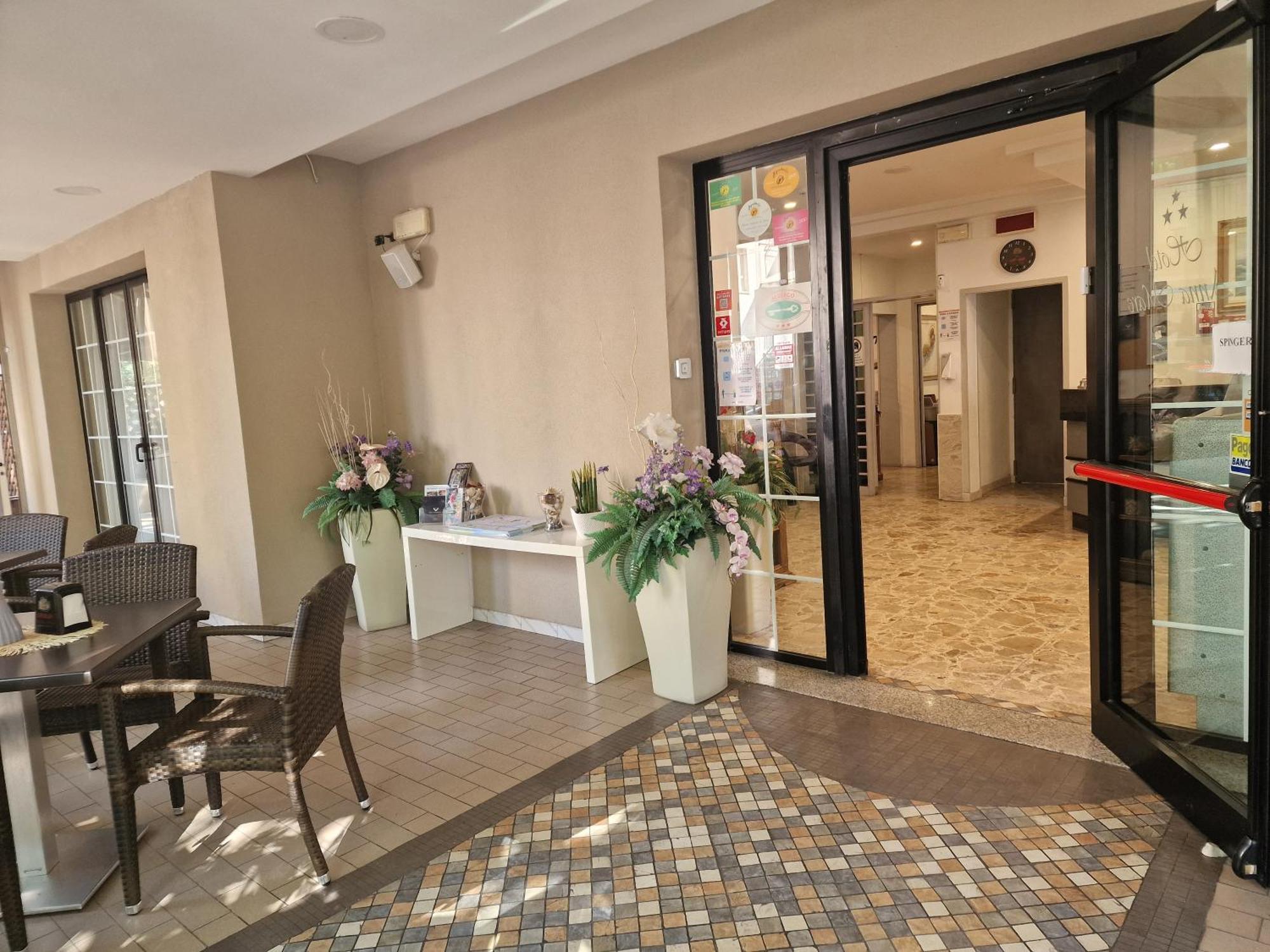 Hotel AnnaMare Rimini Exterior foto
